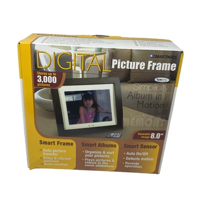Smartparts SyncPix 8" Digital Picture Photo Frame - Image 1 of 4