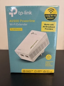 TP-Link TL-WPA4220 Powerline Wi-Fi Extender 2 Ports - Picture 1 of 7
