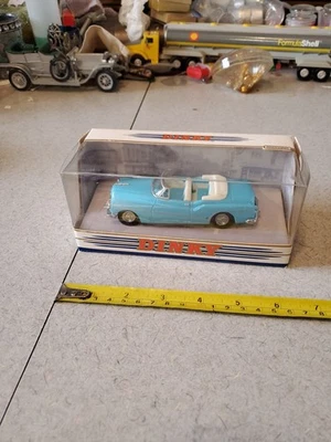 DINKY/Matchbox 1953 BUICK SKYLARK Conv 1:43 Diecast Model Blue ORIG Package - Image 1 of 4