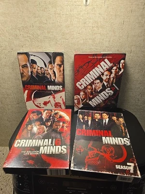 Criminal Minds: Complete Seasons (2,4,6,7) -DVDS LOT - (4box sets) BRAND NEW  Foto 1 de 4