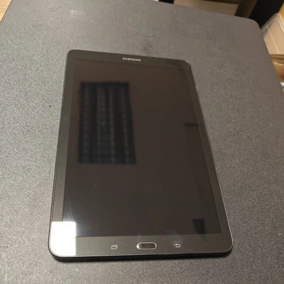 Samsung Galaxy Tab E SM-T560 (FAULTY) W23-C12 - Image 1 of 3