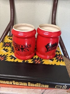 Paquete 2 Koozies Vintage Promo Brooks And Dunn Colores Claros Rojo Perla Country - Imagen 1 de 4