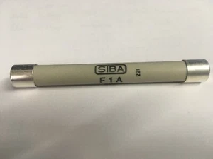 SIBA Fuse 7011509 70 115 09 10 x 85 mm Ceramic Fuse x1  3kV 1A 1A JPSF889 - Picture 1 of 2