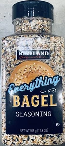 Kirkland Signature Everything Bagel Seasoning Spice Mix 17.8 oz Shaker - Picture 1 of 2