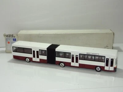 CONRAD 5432 MERCEDES BENZ BENDI BUS (372) Foto 1 de 4