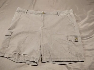 Eddie Bauer Cargo Shorts Womens Size 20 - Picture 1 of 10