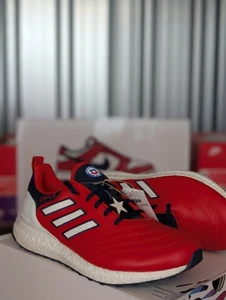 Adidas UltraBoost DNA x Copa Mundial Chile Zapatos para Correr Para Hombre UK9 NUEVO CON ETIQUETAS - Imagen 1 de 7