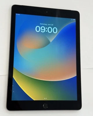 Apple iPad 5th Gen. 9.7 inch 32GB, Wi-Fi + 4G (Unlocked) - Space Grey READ DESCR - Image 1 of 4