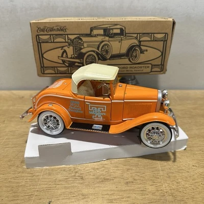 Ertl Tennessee Lady Vols 1998 NCAA 1930 Ford Roadster Modelo A Diecast Coin Bank Foto 1 de 4