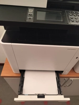 Kyocera ECOSYS M5526cdw Stampante Laser Multifunzione - Bianca/Nera - Immagine 1 di 4