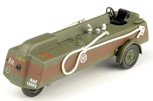 76TRF003 Oxford Diecast Aircraft Refueller 1/76 Model RAF - Picture 1 of 2