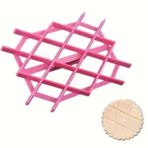 Diamond Shaped Fondant Embosser - Picture 1 of 4