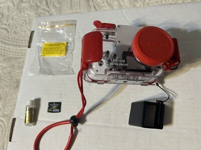 Olympus PT-016 Waterproof Dive Case for Digital Cameras Stylus 400 300 410. - Image 1 of 4
