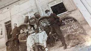 Foto Familie J. Ebenbauer ca. 1906 Gruppenfoto vor Gasthaus Grüner Michel - Bild 1 von 3