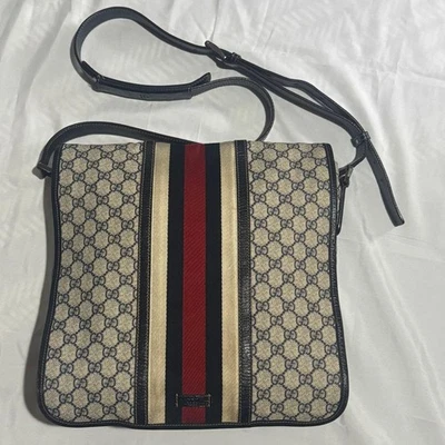 Gucci GG Supreme Sherry PVC Leather Shoulder Bag Silver Hardware Used - Image 1 of 4