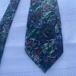 Vintage Structure Geometric Abstract Tie 100% Silk Made in Italy - Picture 1 of 7