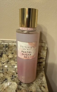 New Victoria's Secret Pastel Sugar Sky Fragrance Body Mist 8.4 fl.oz 250 ML - Picture 1 of 2