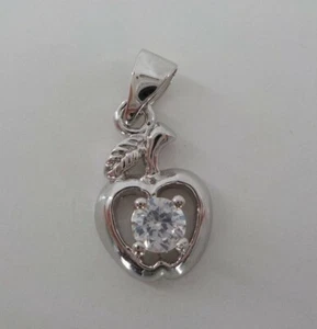 CHARM ONLY ONE CLEAR STONE SET IN SILVER COLOR APFELBLATT & STIEL LEHRERGESCHENK - Bild 1 von 3