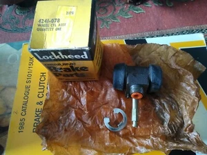 CILINDRO DE FRENO DE RUEDA TRASERA 5/8" 16mm - FORD TRANSIT MKI - 130/25cwt. (1968-72) - Imagen 1 de 6