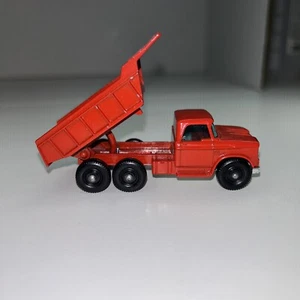 "MATCHBOX" REGULAR WHEELS 48-C DODGE DUMPER TRUCK LESNEY ENGLAND - Picture 1 of 6