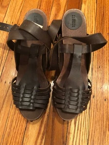 Barney's New York Women's DBrown Leather Wooden Heel Ankle Strap Sandals Size 41 - Picture 1 of 9