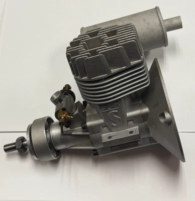 Excellent Super Tigre Tiger 2000 RC Nitro Remote Control Model Airplane Engine - Image 1 of 2