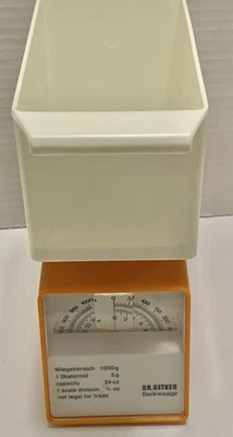 Báscula de cocina vintage Dr. Oetker. Hecho en Alemania Retro Horneado, Comida Etc Foto 1 de 4