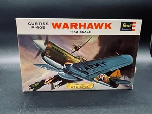 Revell 1/72 Curtiss P-40E Warhawk #H-623 Model Kit - Picture 1 of 13