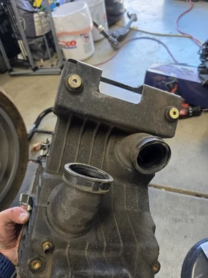 Ducati Monster 900 2001 caja de aire original Foto 1 de 3