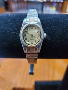 Reloj de cuarzo vintage para mujer - Imagen 1 de 5