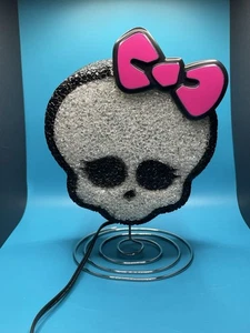 Monster High Eva Skull Pink Bow Plastic Popcorn Tabletop Lamp 2013 Mattel - Picture 1 of 14