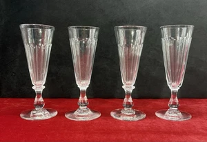 BACCARAT SEKTGLÄSER 4 CHAMPAGNERFLÖTEN KRISTALLGLAS FLACHE SEITEN 19. JAHRHUNDERT - Bild 1 von 7