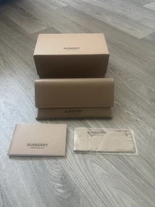 Genuine Large Burberry Glasses Case - Picture 1 of 1
