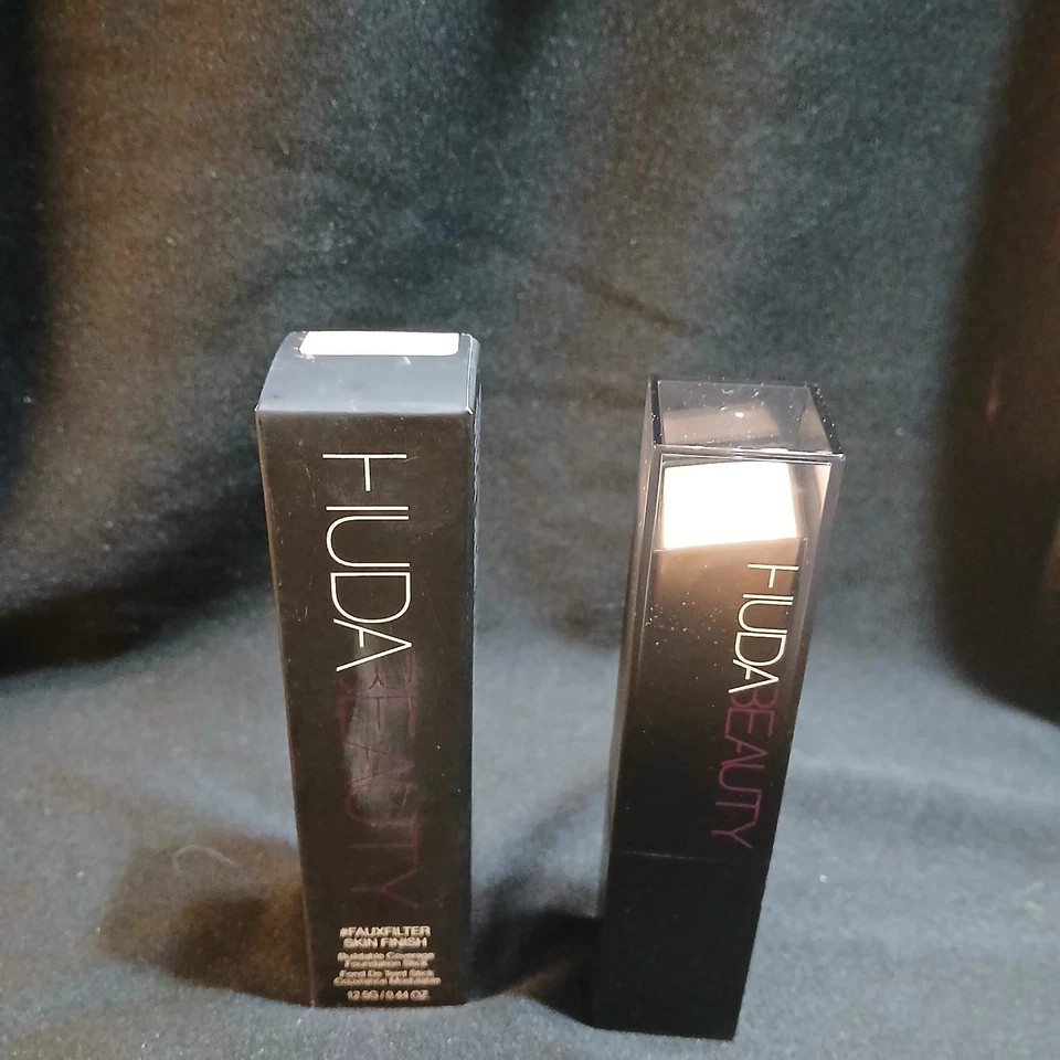 Huda Beauty Fauxfilter Skin Finish Foundation Stick - Shortcake 315b