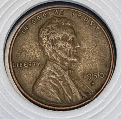1950 s Copper Lincoln Wheat Ear One Cent Mint Error Circulated  - Image 1 of 4