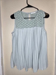 Maurices Top Blouse Pleated Light Green Sage Womens Eyelet Large - Picture 1 of 7