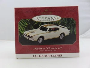 Hallmark Keepsake Christmas Ornament 1969 HURST OLDSMOBILE 442 Classic Cars NEW - Picture 1 of 3