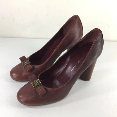 $328 Marc Jacobs 39.5 9.5 Congac Leather Heels bow Chunky Heel burgundy - Image 1 of 4