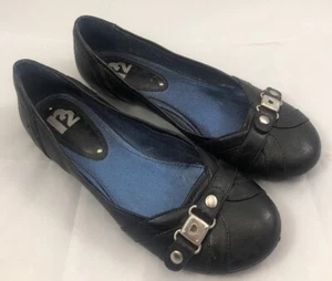 R2 Danica Flats, Slip On Shoes Sz 6.5 Black, Locket Toe Strap - Picture 1 of 8