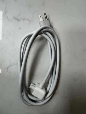 APPLE DUCKHEAD EARTHED USA 3-PIN MAINS CABLE | GENUINE ORIGINAL EQUIPMENT - Image 1 of 3