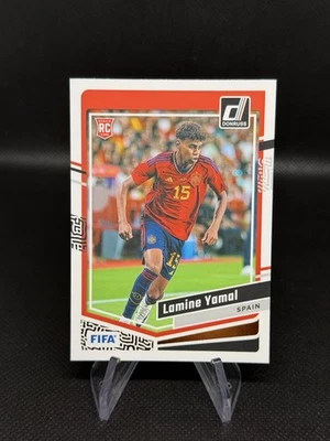 2023-24 Panini Donruss FIFA #54 Lamine Yamal RC дебютант Барселона Испания карта QTY - Изображение 1 из 2