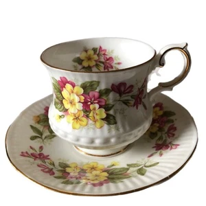 Tazza da tè e piattino Queens England Rosina "Fiori selvatici" osso fine Cina - Foto 1 di 9