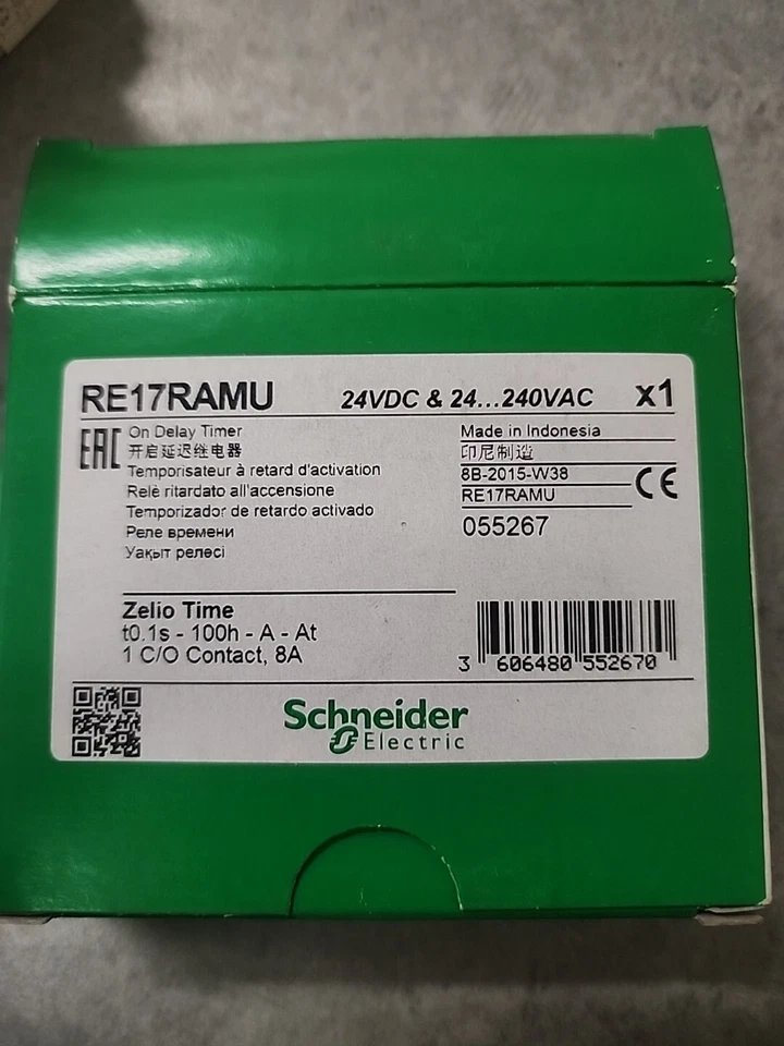 1pc New SCHNEIDER RE17RAMU On Delay Timer 8A Zelio Series - Image 1 of 2