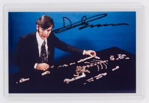 Donald Johanson Signed Photo - Paleoanthropologist Discovered Lucy Skeleton - Picture 1 of 2