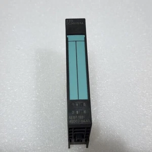 SIEMENS 6ES7 132-4BD02-0AA0 4-CH DIGITAL OUTPUT MODULE - Picture 1 of 6