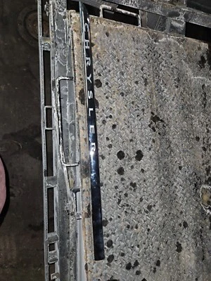 Moldura de puerta-S, VIN: G, 4 puertas, mini furgoneta de pasajeros se adapta a 13-16 Town & Country Foto 1 de 4