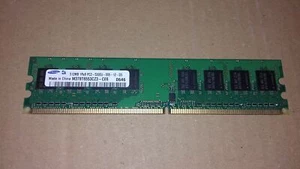 512MB PC2-5300U RAM PC Samsung M378T6553CZ3-CE6 DDR2 DIMM 240pins 667MHz - Imagen 1 de 3