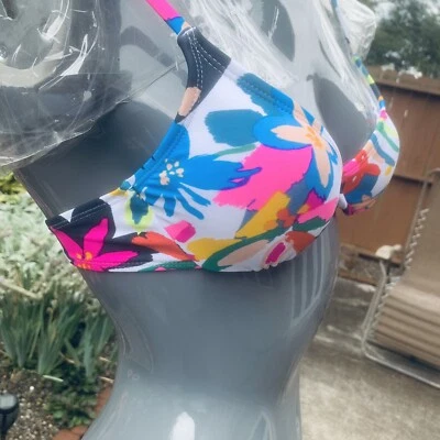 Sujetador Camiseta Xhilaration Perfect S(02) Mujer Multicolor Acolchado Con Aros Foto 1 de 4