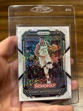 2022-23 Prizm Basketball Monopoly Giannis Antetokounmpo No. 49 White Sparkle SSP