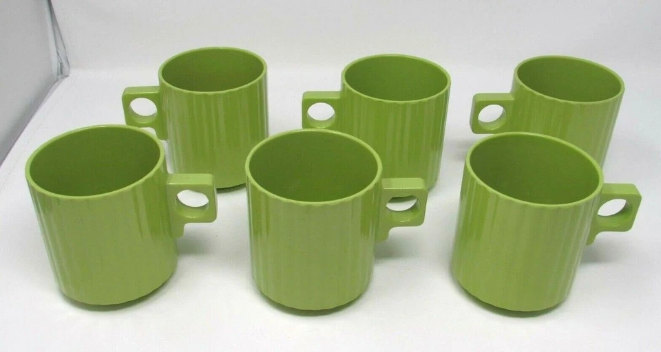 JUEGO RARO 6x TAZAS MOD JONATHAN ADLER HAPPY HOME PRECIO OBJETOS VERDE MELAMINA Foto 1 de 4